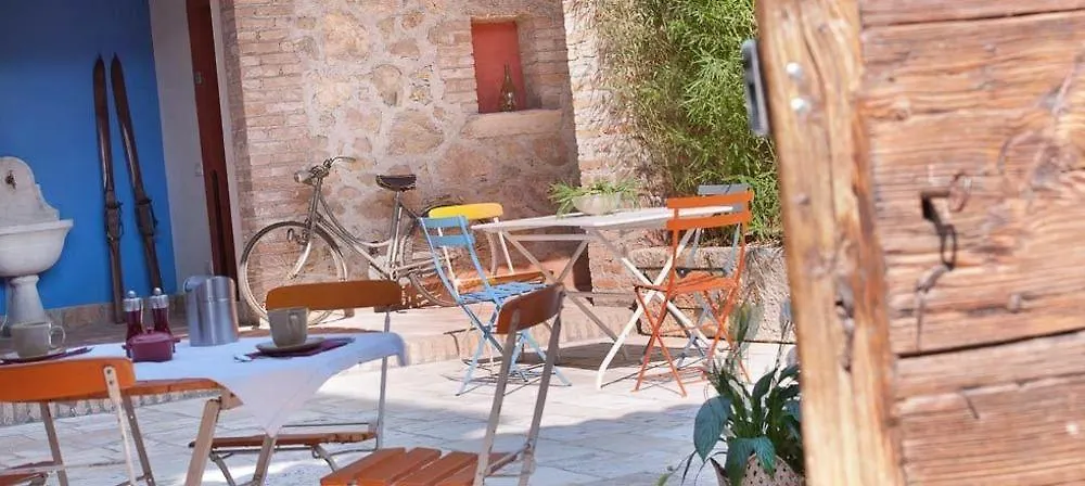 Boutique Hotel Villa Dei Campi Gavardo 4*,